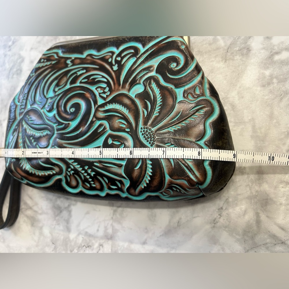 Patricia Nash Turquoise-Accented Leather Wristlet Clutch - Picture 5 of 8